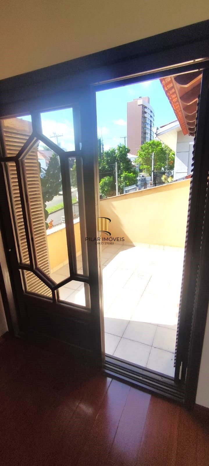 Casa 4 dormitórios no bairro Jardim Itu