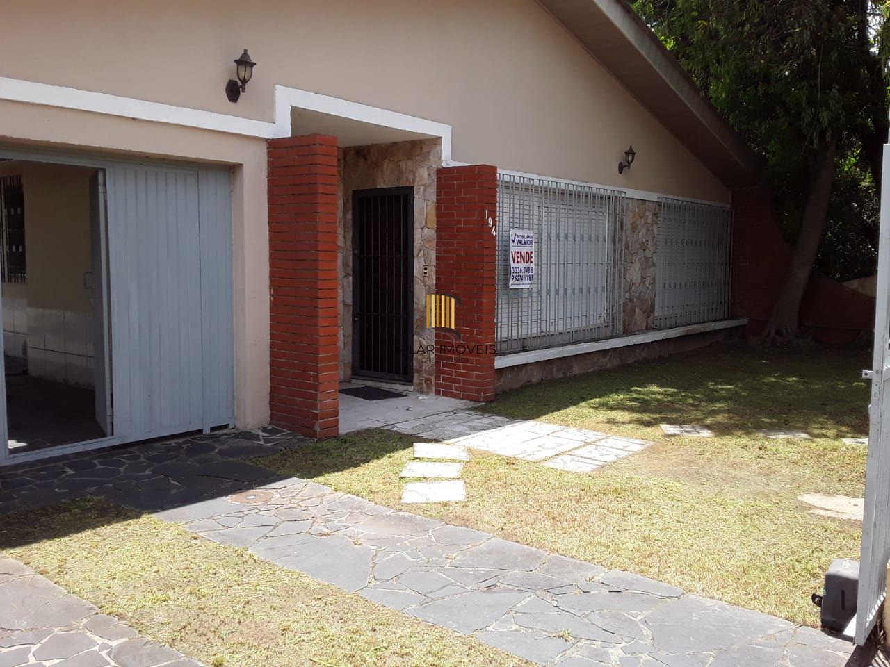 Casa 4 dormitórios no bairro Partenon