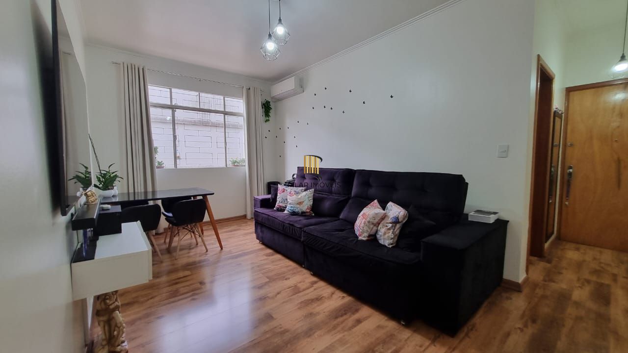 Aproveite o sol e a vista, apartamento para venda de frente com sacada, 2 dormitórios com 1 vaga no bairro Santana em Porto Alegre/RS.