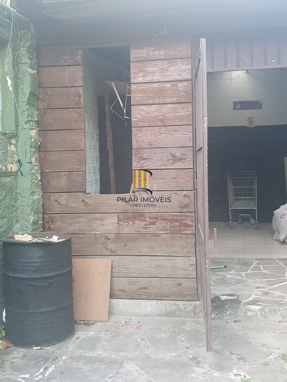 Casa para Venda - 242m², 3 dormitórios, 1 vaga - Cidade Baixa