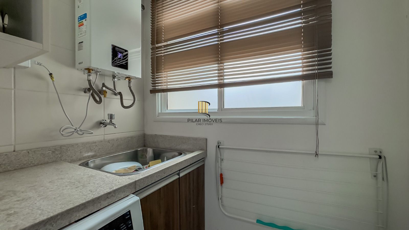 Apartamento 2 dormitórios no bairro Santana
