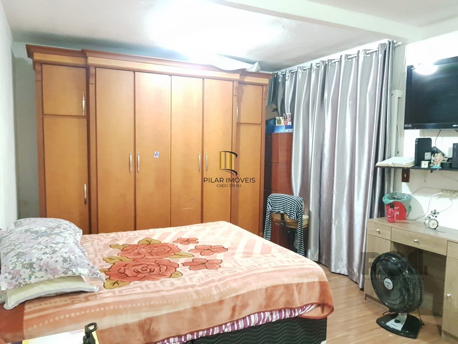 CASA 4 DORMITORIOS SANTANA