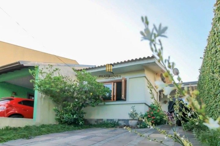Casa de Condomínio 3 dormitórios no bairro Aberta dos Morros
