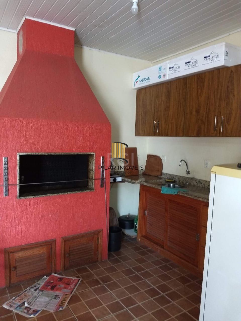 Casa para Venda - 177m², 4 dormitórios, sendo 1 suites, 2 vagas - Partenon