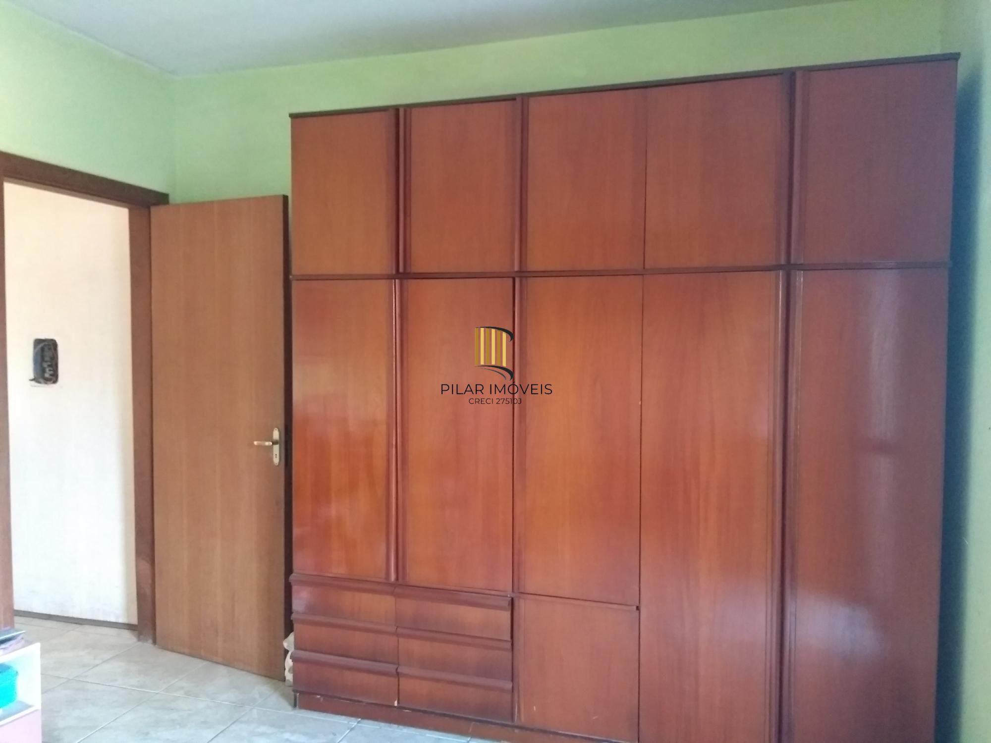Predio para Venda - 291m², 3 dormitórios, sendo 2 suites, 1 vaga - Partenon