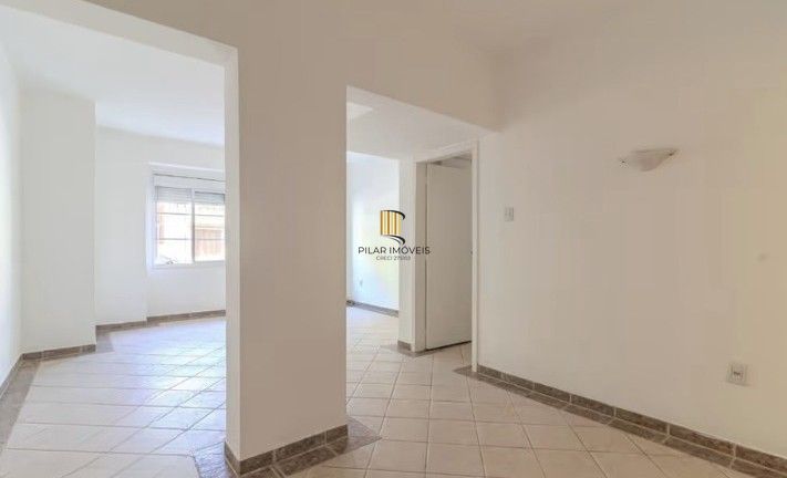 Apartamento térreo com 3 dormitórios no bairro Azenha!