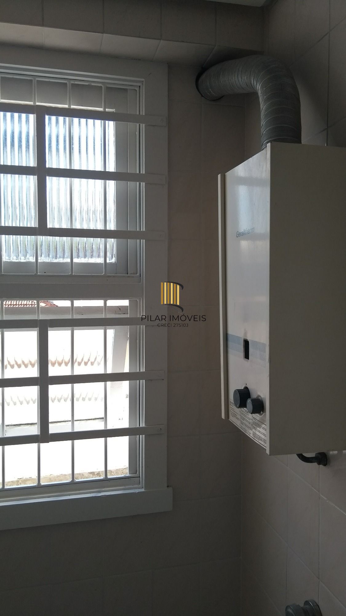 Apartamento para Venda - 74.84m², 1 dormitório, 1 vaga - Rio Branco