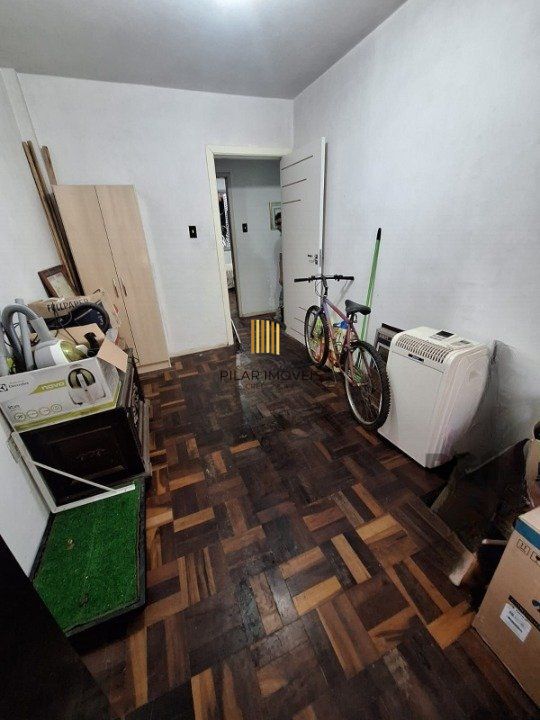 Apartamento 4 dormitórios no bairro Menino Deus