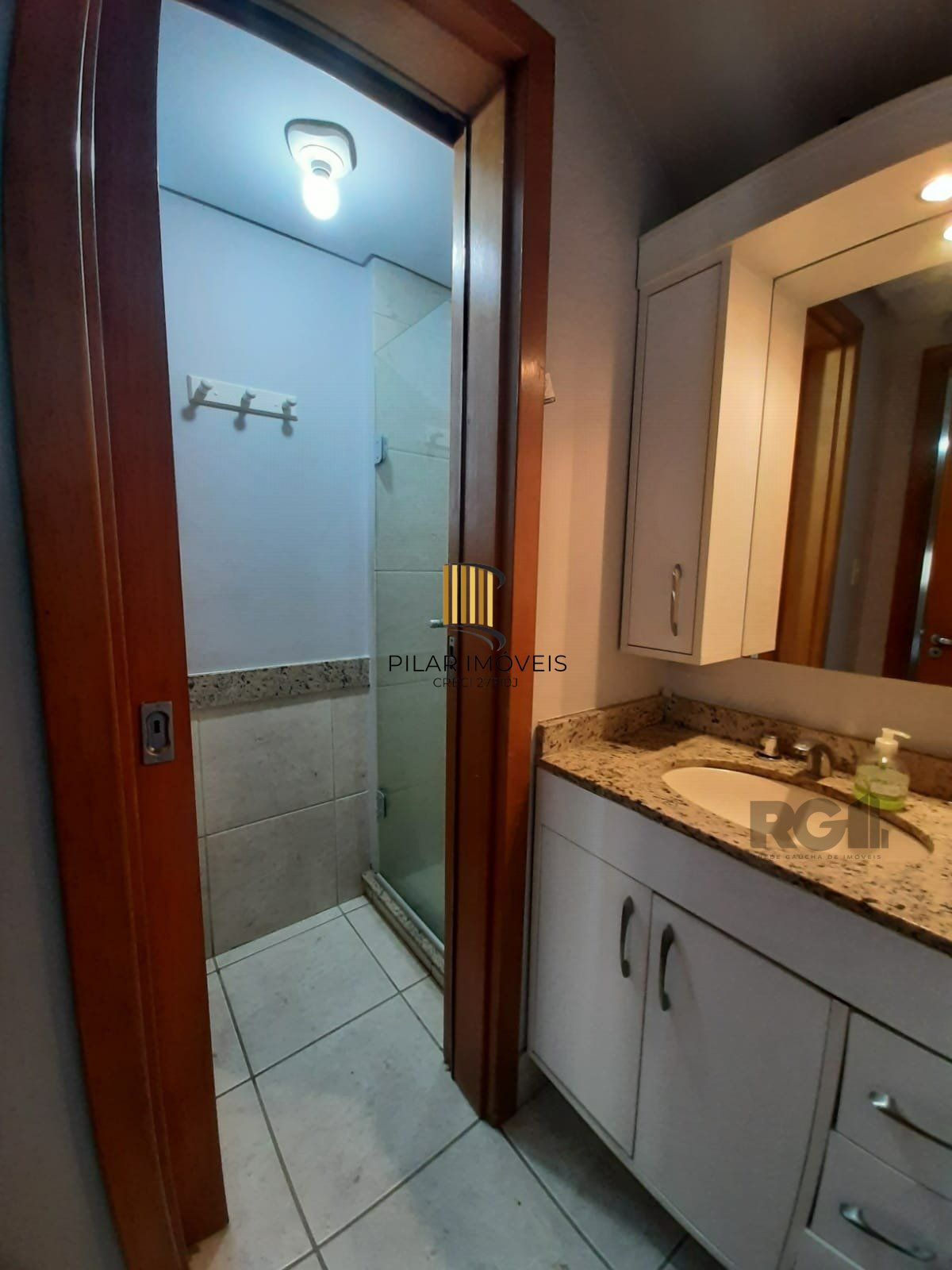 Apartamento 2 dormitórios no bairro Santana