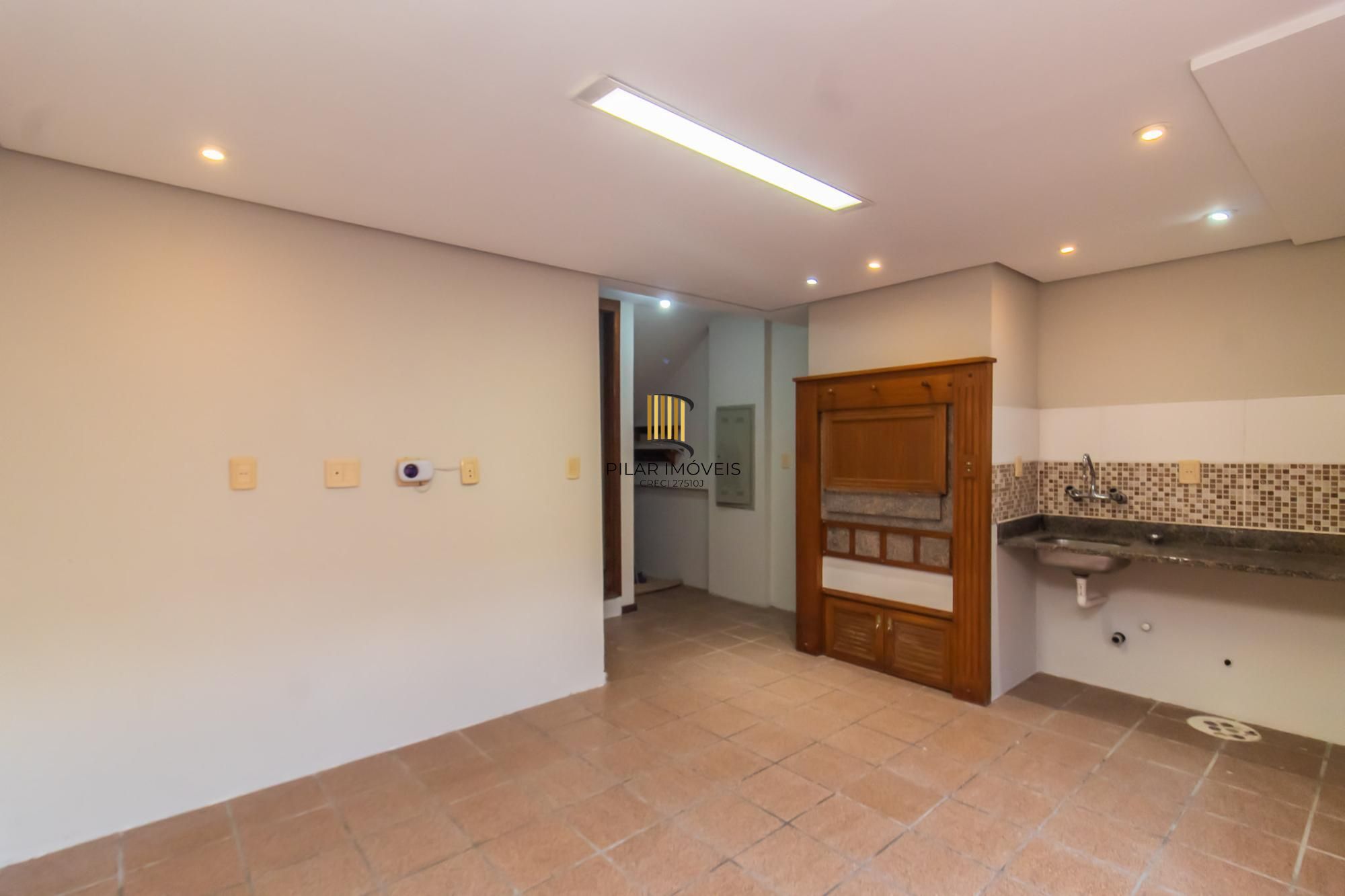 Casa de Condomínio 3 dormitórios no bairro Menino Deus