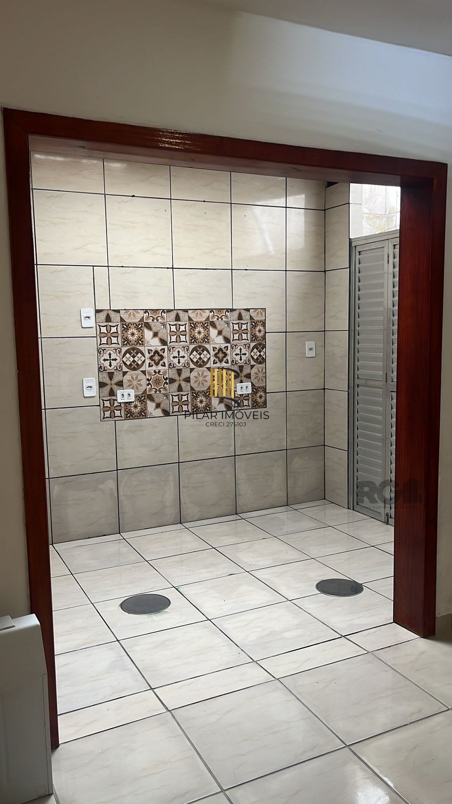 Apartamento de 01 dormitório, no bairro Partenon, para locação / aluguel