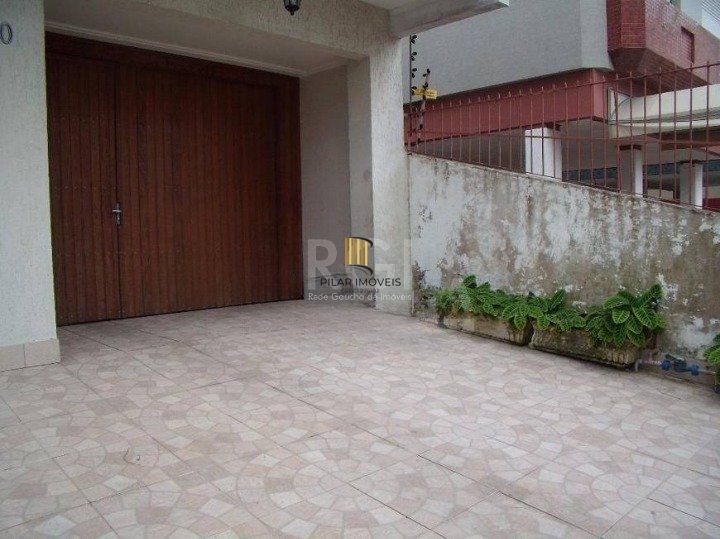 Casa para Venda - 93.71m², 3 dormitórios, sendo 1 suites, 3 vagas - Santana