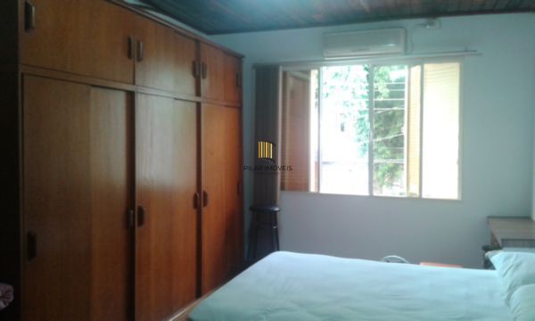Casa para Venda - 243m², 4 dormitórios, 2 vagas - Santana