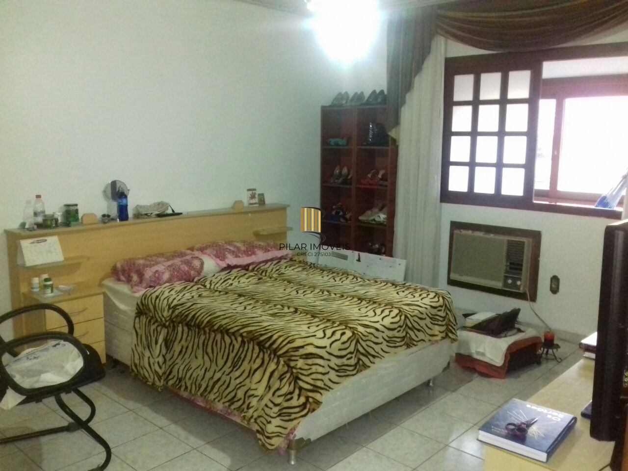 Casa para Venda - 130m², 5 dormitórios, sendo 1 suites, 2 vagas - Partenon