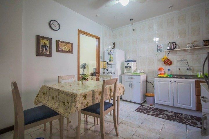 Sobrado para Venda - 400m², 6 dormitórios, sendo 1 suites, 3 vagas - Santana
