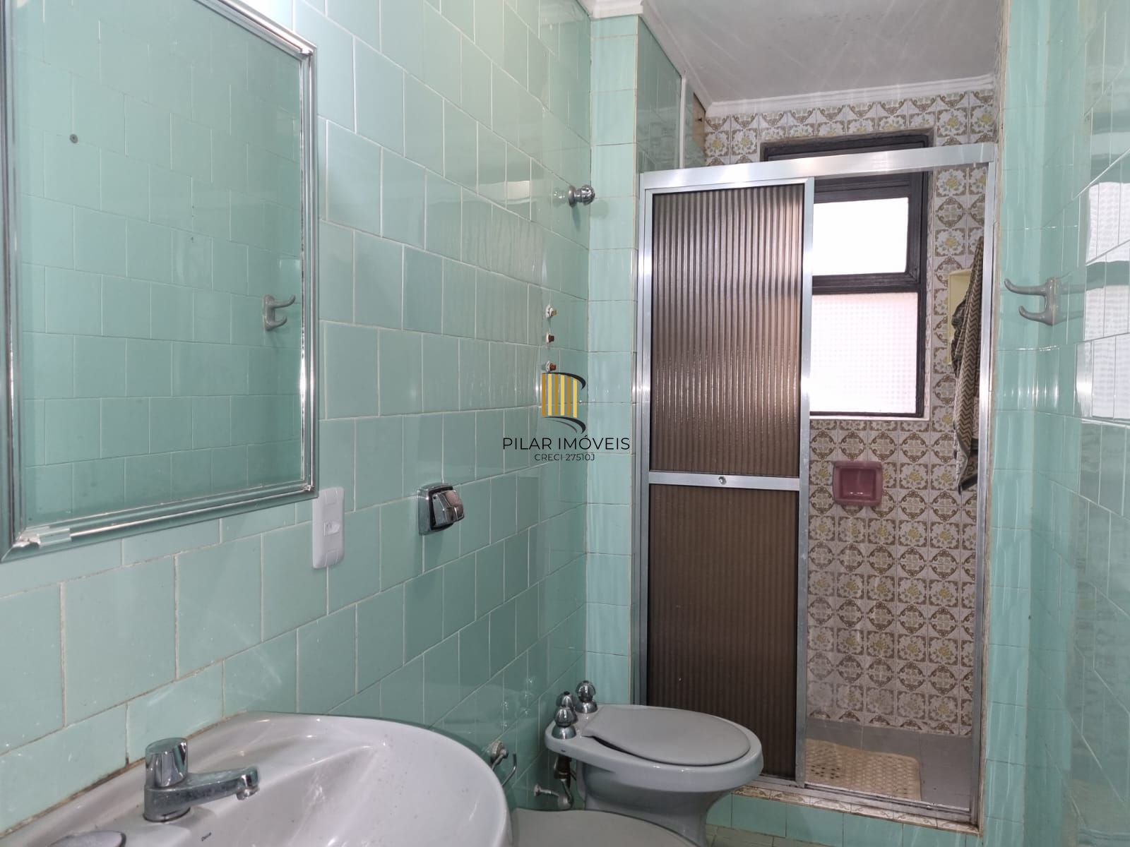 Apartamento para Venda - 99.05m², 3 dormitórios, sendo 1 suites, 1 vaga - Centro Histórico