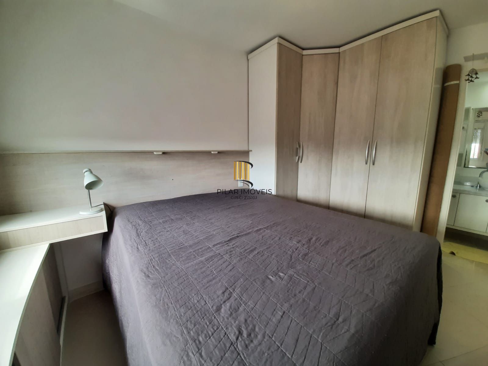 Apartamento 2 dormitórios no bairro Azenha