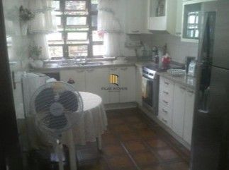 Casa para Venda - 184.41m², 3 dormitórios, sendo 1 suites, 1 vaga - Santo Antonio