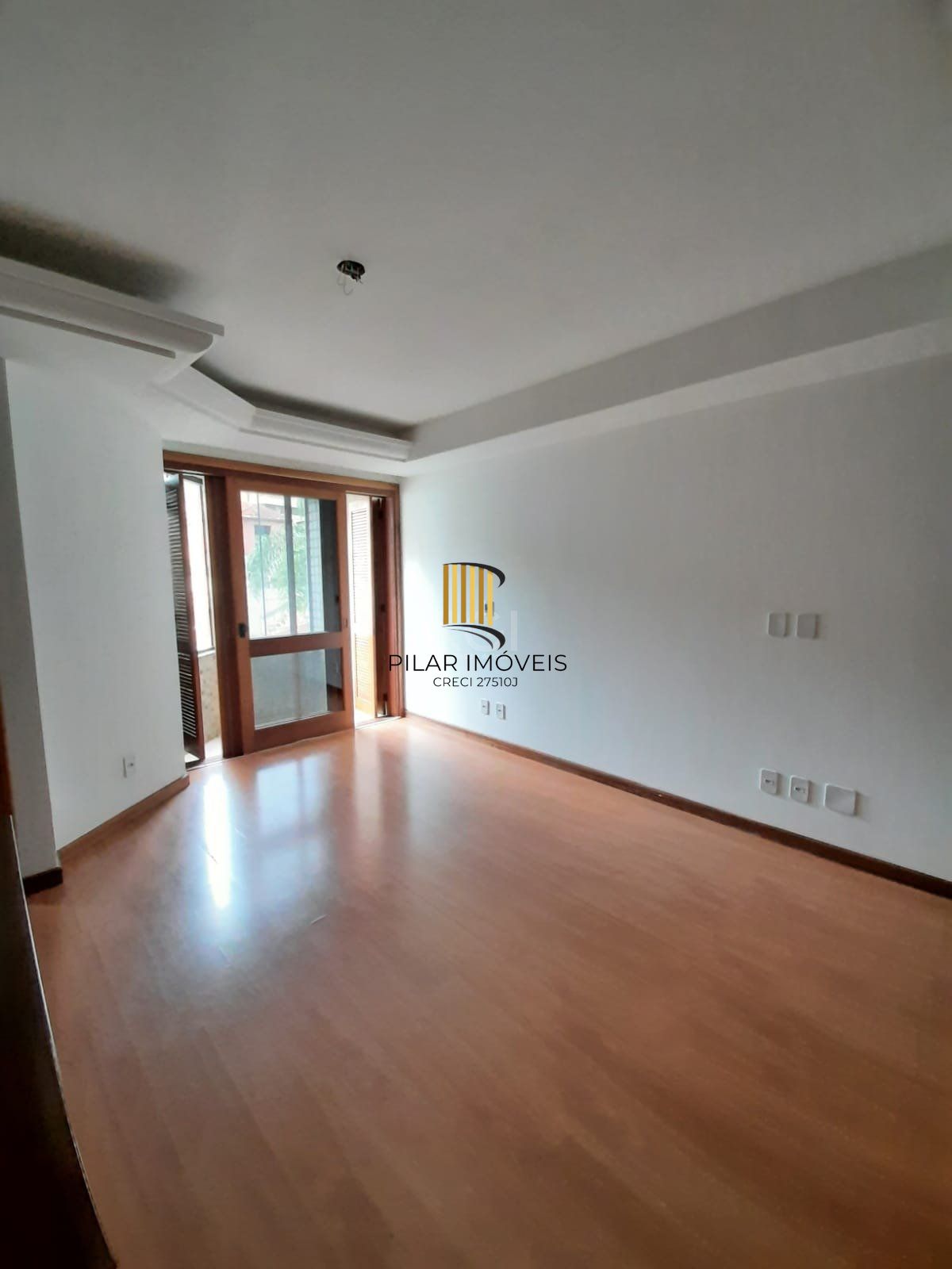 Apartamento para Venda - 181.63m², 3 dormitórios, sendo 1 suites, 2 vagas - Menino Deus