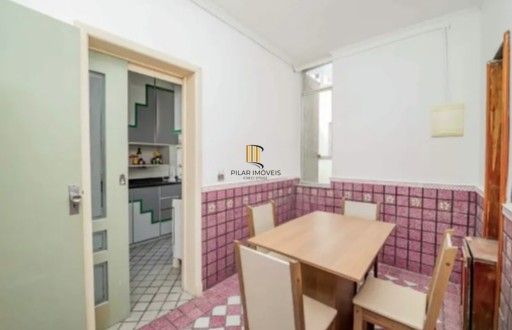 apartamento com três quartos no bairro Farroupilha