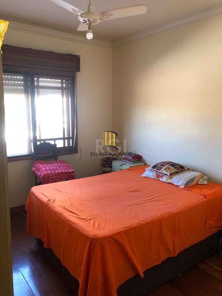 Casa para Venda - 225.91m², 4 dormitórios, sendo 2 suites, 1 vaga - Nonoai