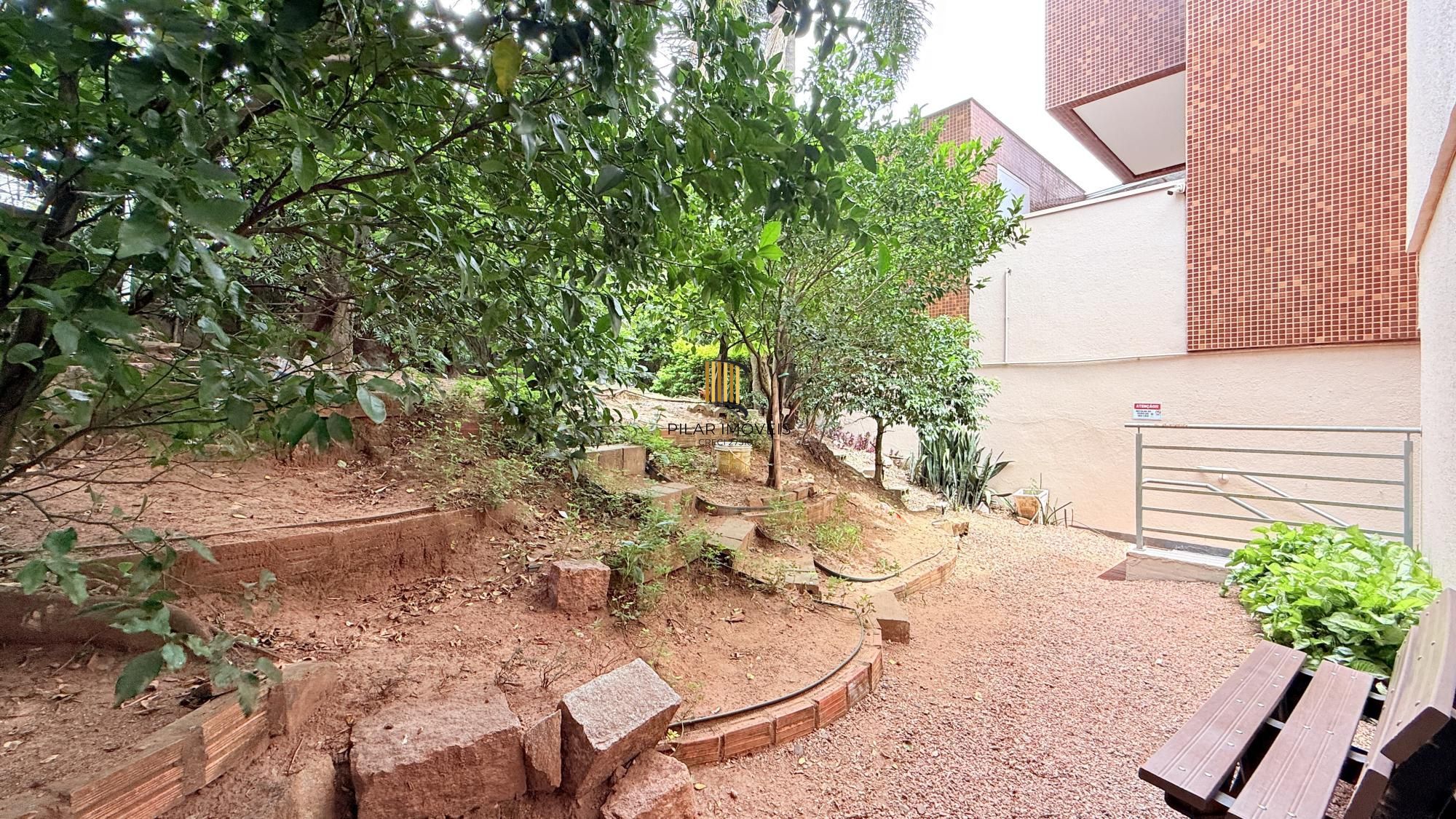 Apartamento 3 dormitórios no bairro Santana