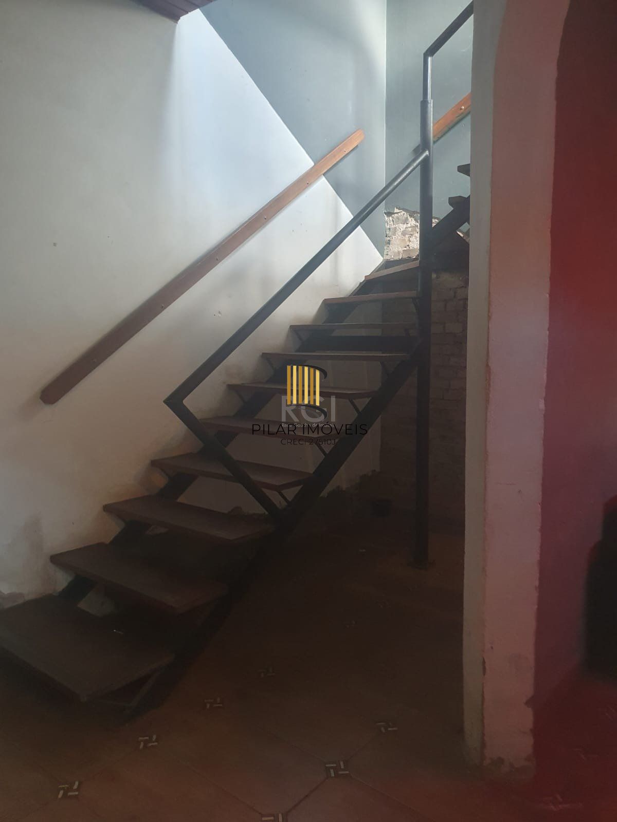 Casa para Venda - 242m², 3 dormitórios, 1 vaga - Cidade Baixa
