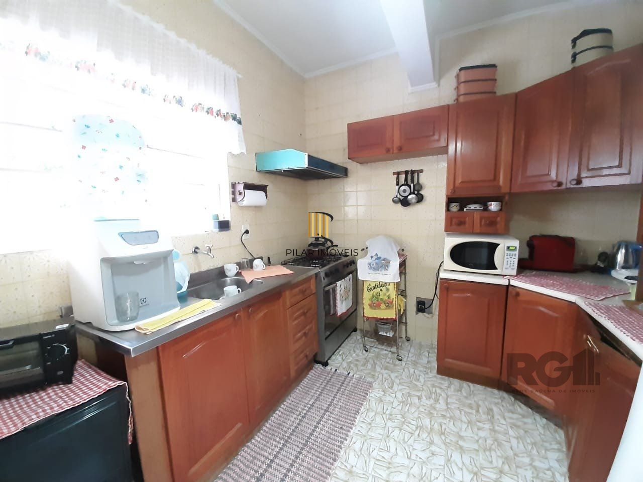 Casa 4 dormitórios no bairro Santana