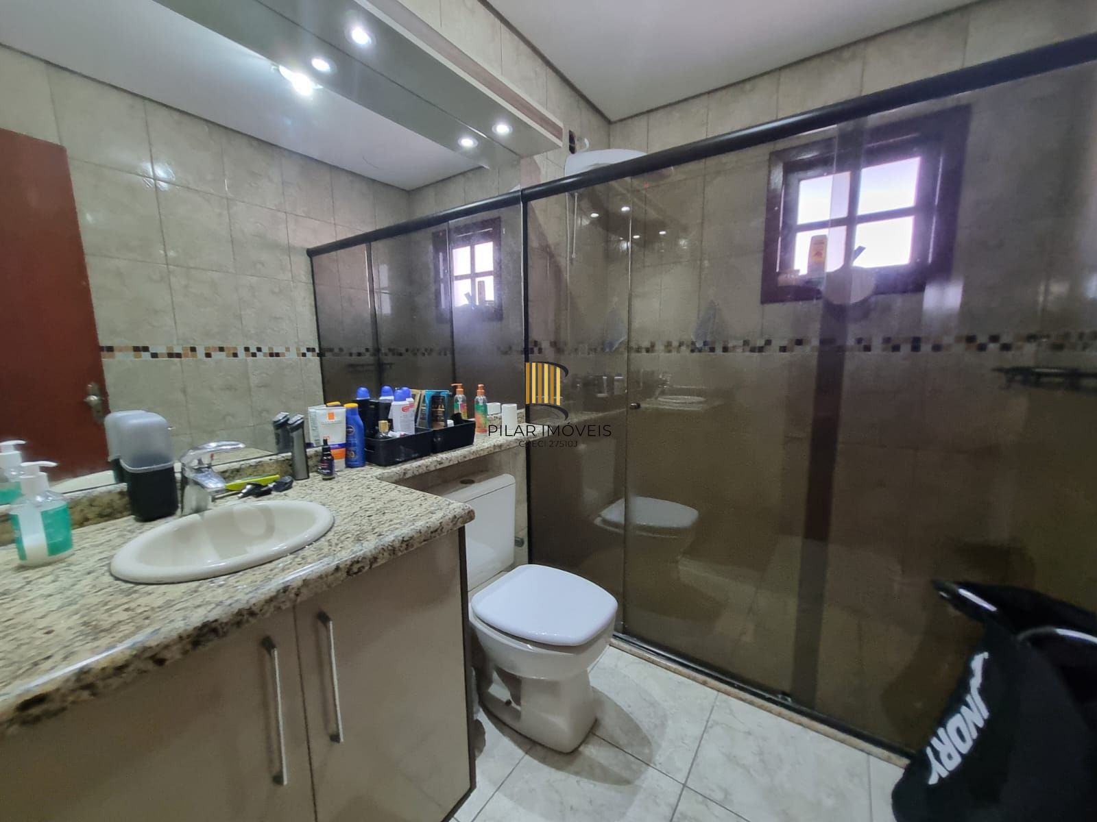 Casa para Venda - 177m², 4 dormitórios, sendo 1 suites, 2 vagas - Partenon