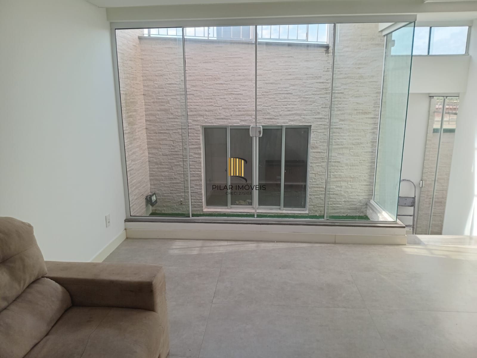 Apartamento de 3 quartos com vaga no bairro Teresópolis
