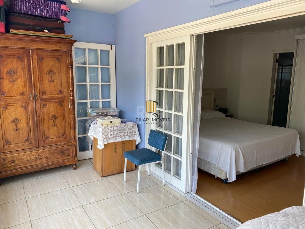 Casa para Venda - 316m², 3 dormitórios, sendo 1 suites, 4 vagas - Santana