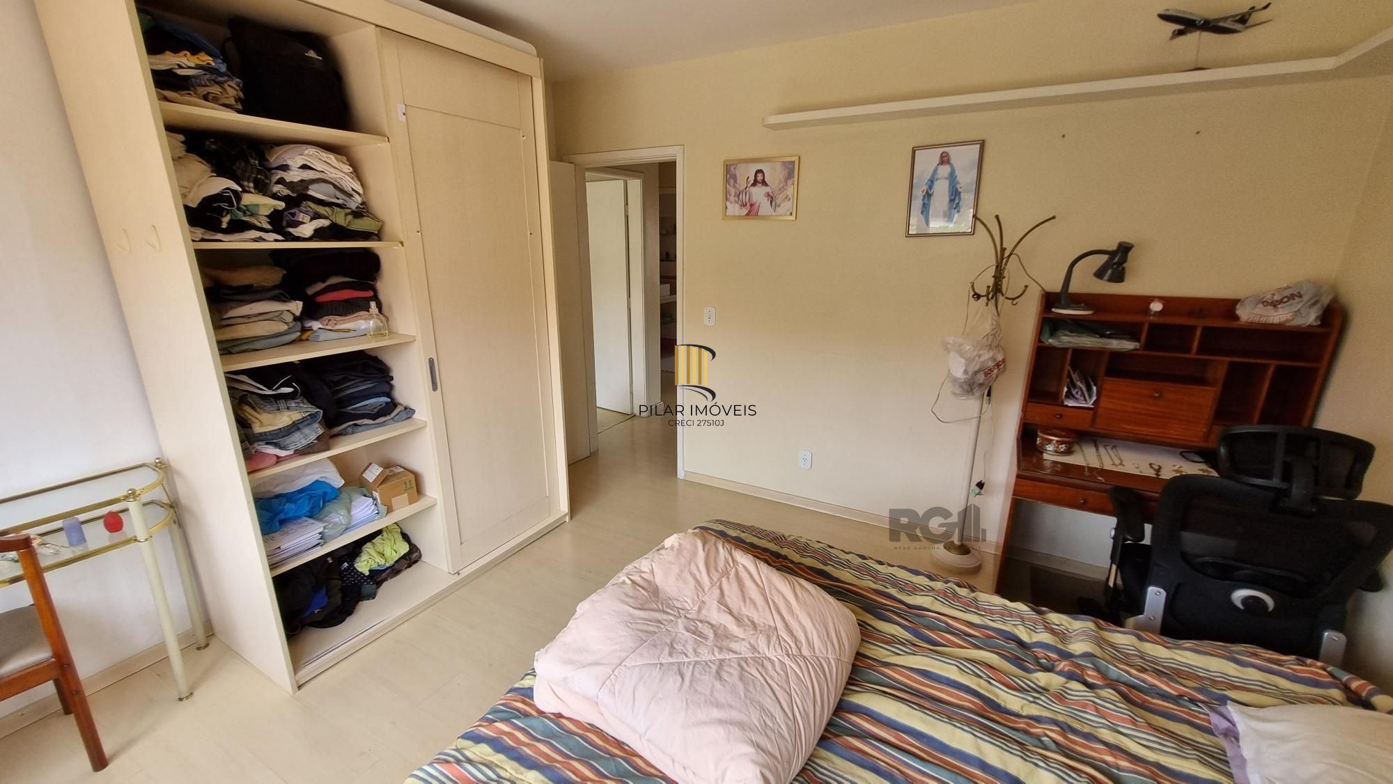 Casa de Condomínio 3 dormitórios no bairro Santo Antônio