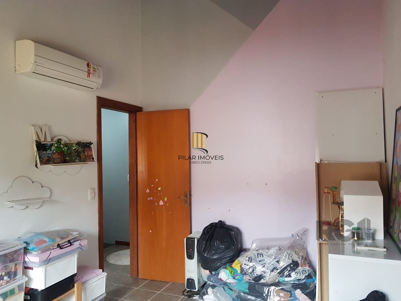 Casa de Condomínio 3 dormitórios no bairro Partenon