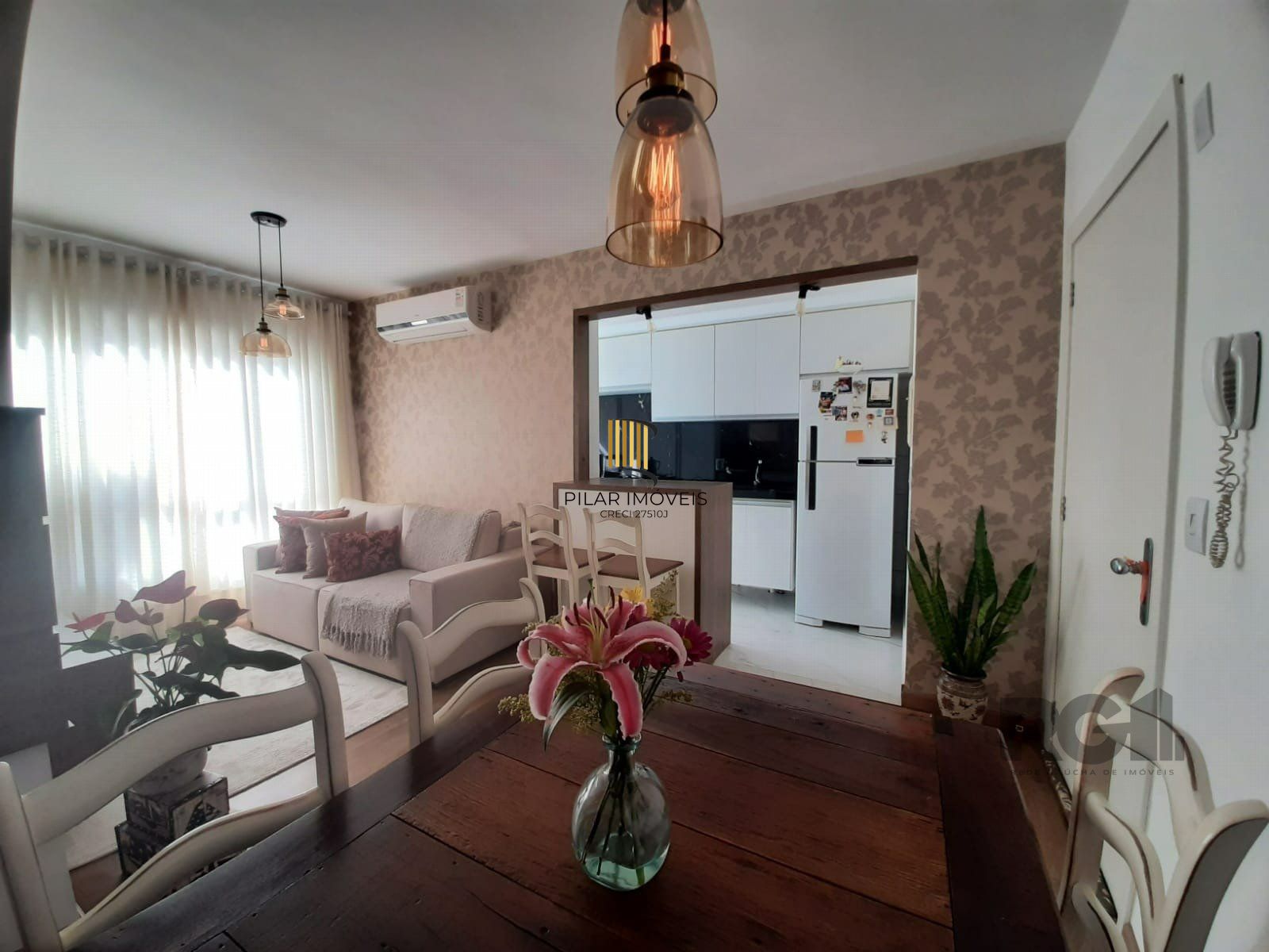 Apartamento 2 dormitórios no bairro Azenha
