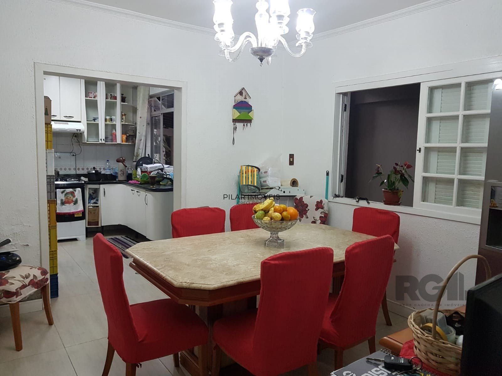 CASA 4 DORMITORIOS SANTANA