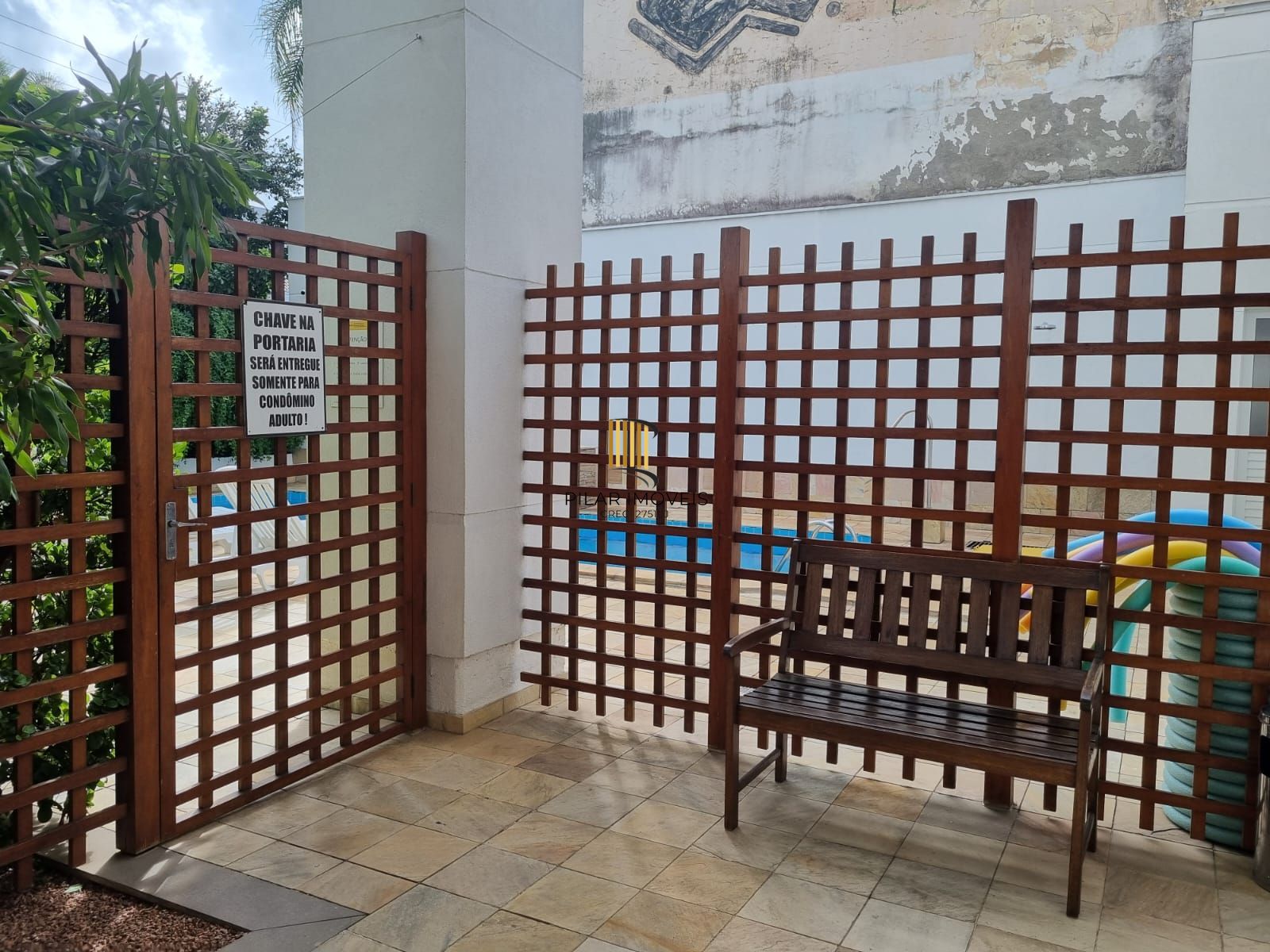 Apartamento de 2 dormitórios com vaga no Bairro Santana