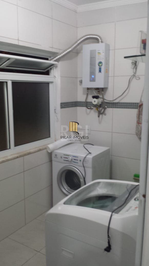Casa para Venda - 300m², 3 dormitórios, sendo 3 suites, 6 vagas - São Lucas