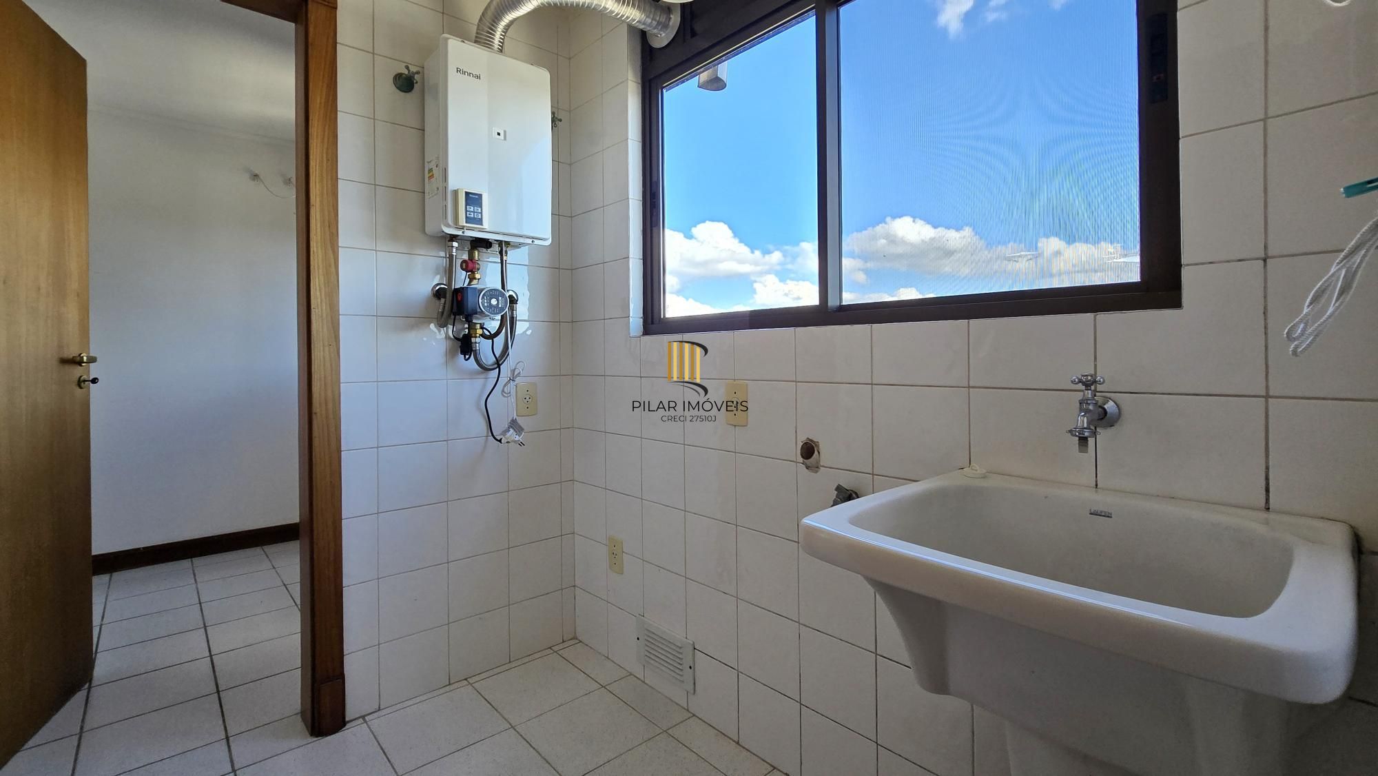 Cobertura 3 dormitórios no bairro Petrópolis