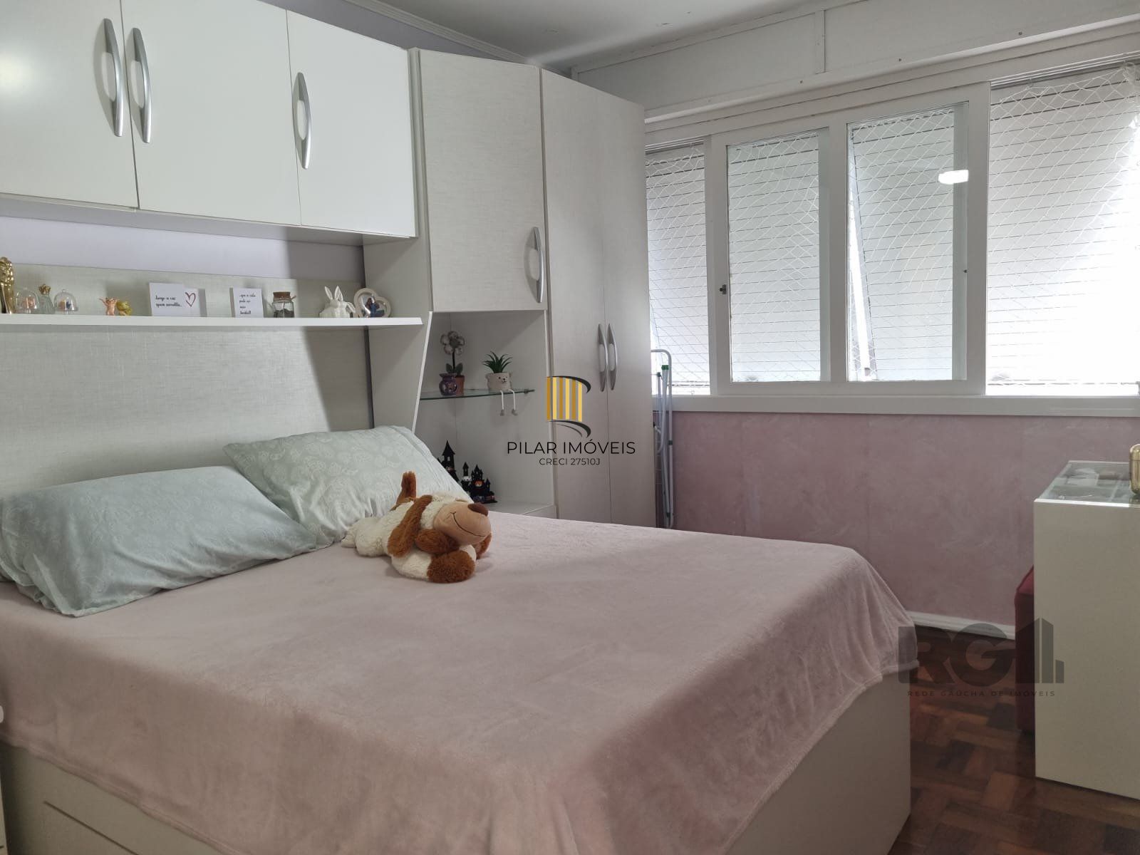 Apartamento 61m², 2 dormitórios, 1 vaga no bairro Jardim Botânico