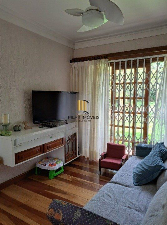 Casa 3 dormitórios no bairro Espírito Santo