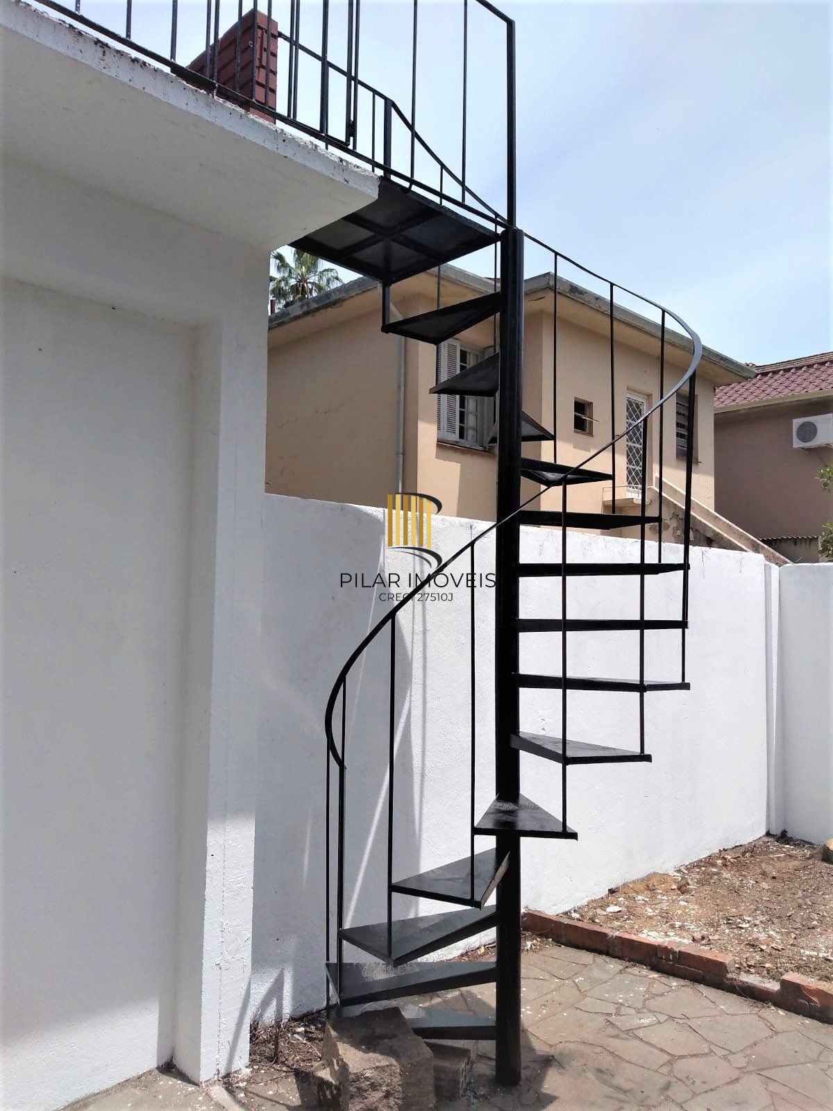 Casa para Venda - 124.36m², 3 dormitórios, sendo 2 suites, Santana