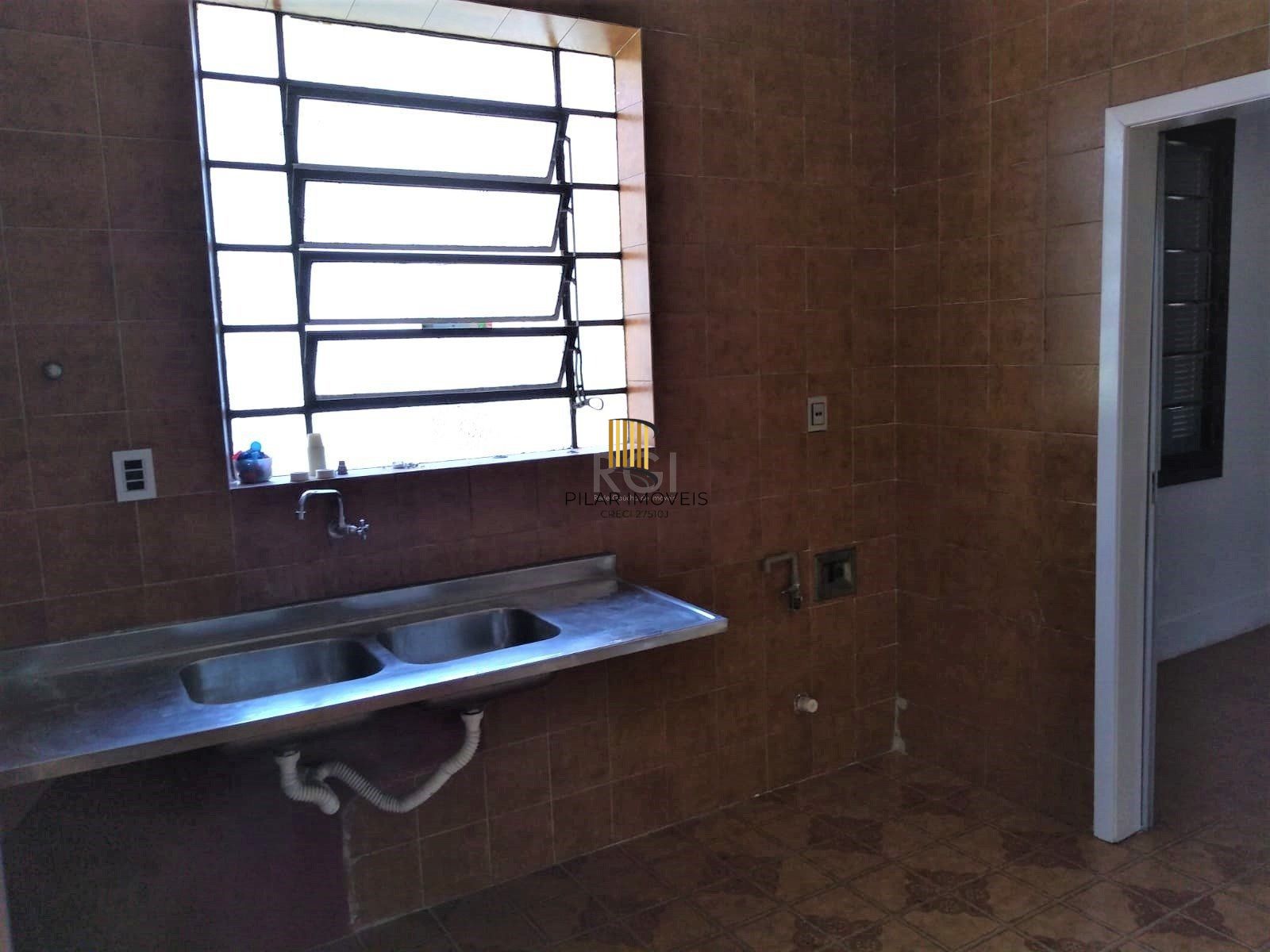 Casa para Venda - 124.36m², 3 dormitórios, sendo 2 suites, Santana
