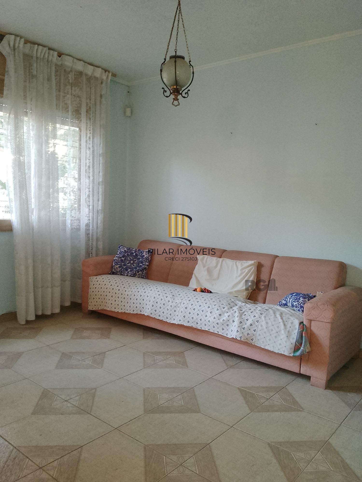 Casa 4 dormitórios, terreno com 1639m² à venda no Morro Santana
