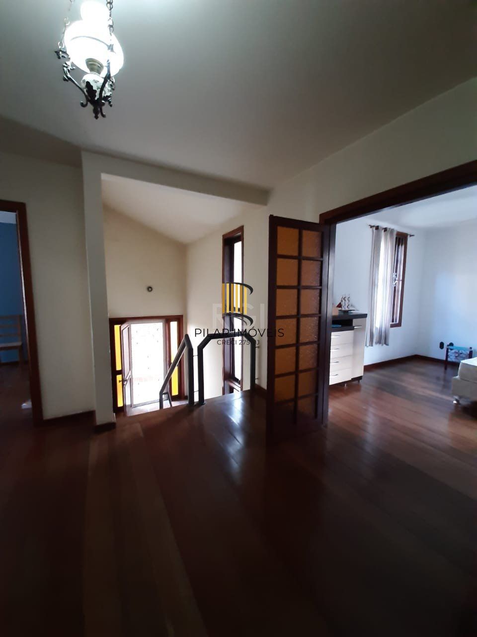 Casa para Venda - 262.02m², 3 dormitórios, sendo 1 suites, 6 vagas - Auxiliadora