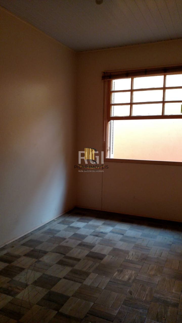 Casa para Venda - 140m², 3 dormitórios, 3 vagas - Santo Antonio