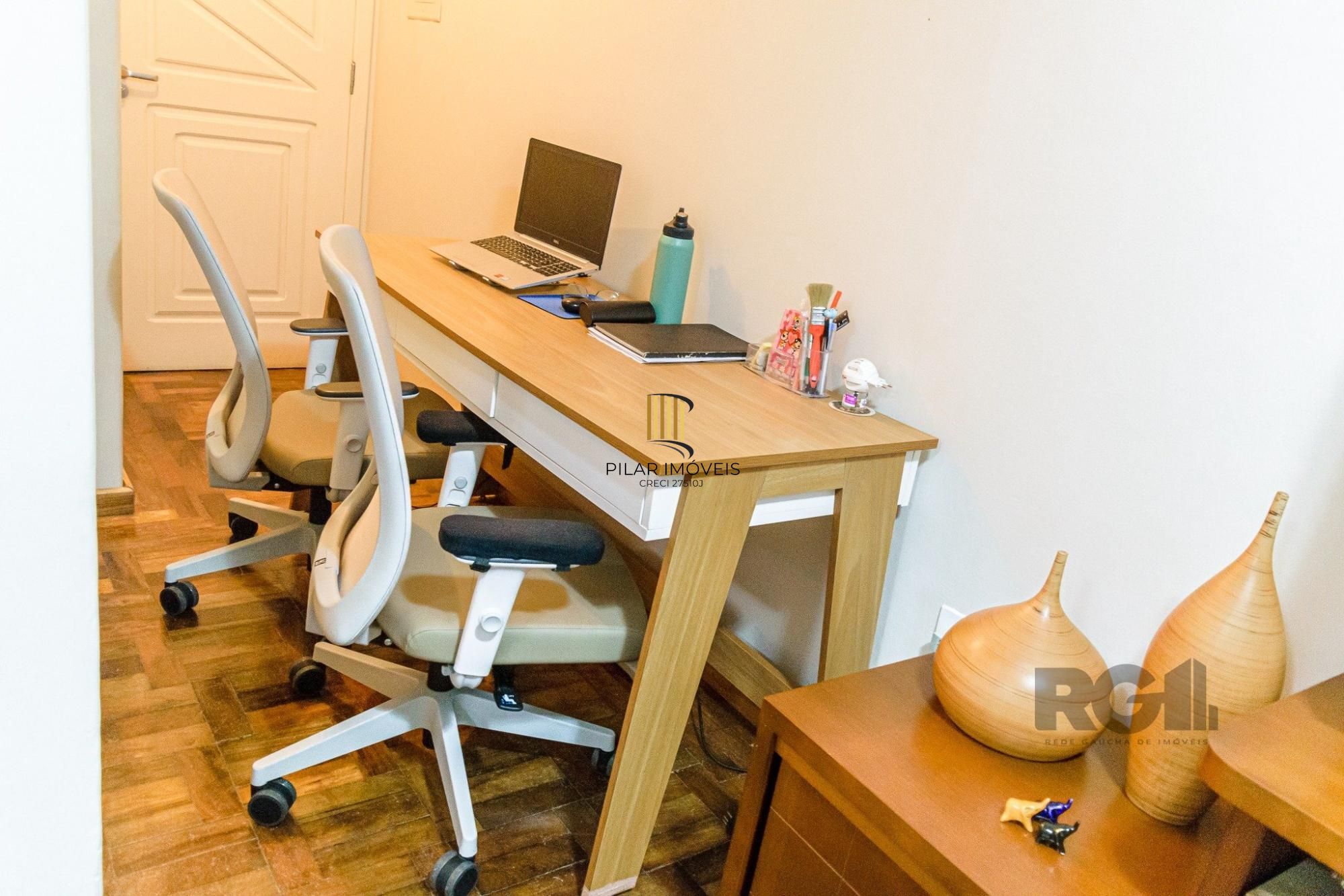 Apartamento 2 dormitórios no bairro Petrópolis