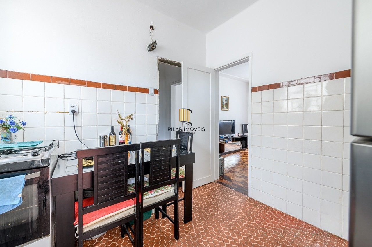 Apartamento 2 dormitórios, bairro petropolis