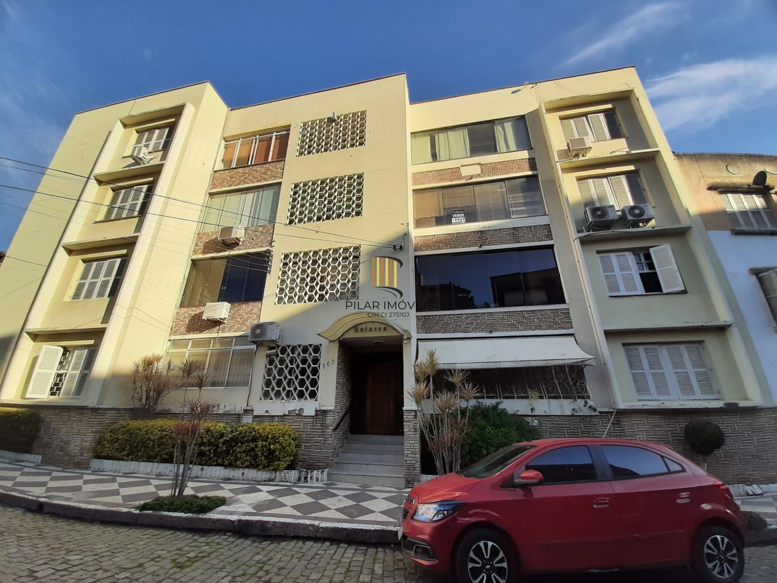 Apartamento 2 dormitórios no bairro Santa Cecília