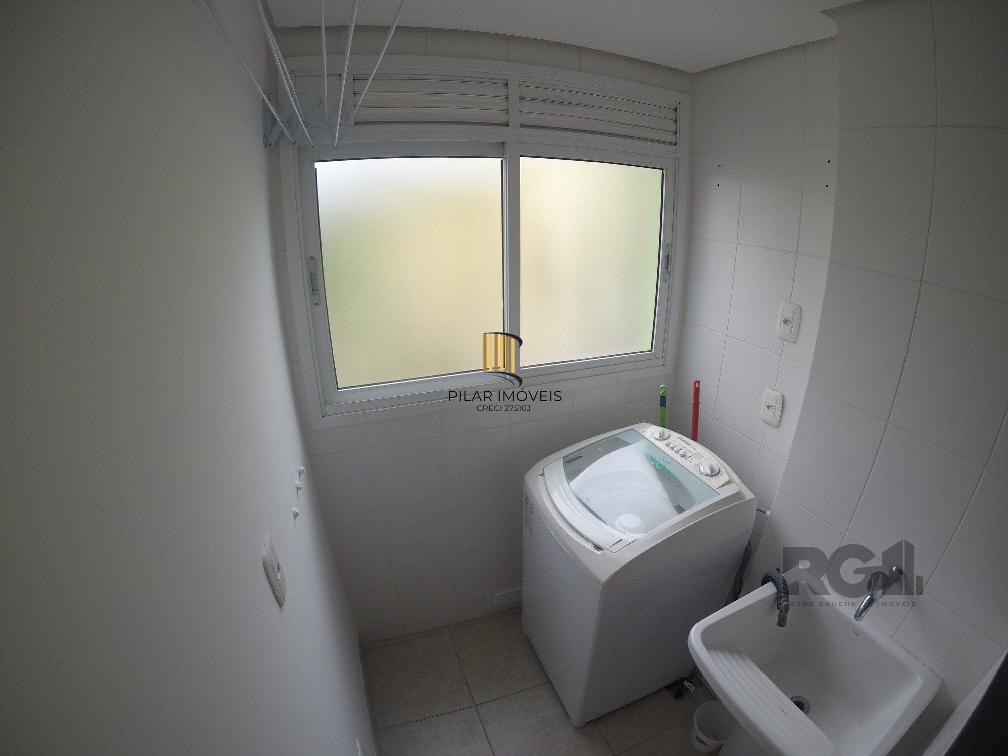 Apartamento para Venda - 75m², 2 dormitórios, 1 vaga - Rio Branco