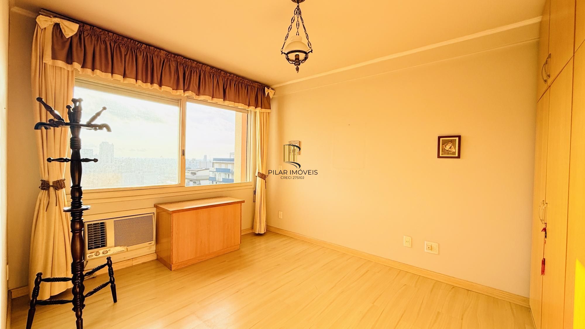 Apartamento 2 dormitórios no bairro Moinhos de Vento